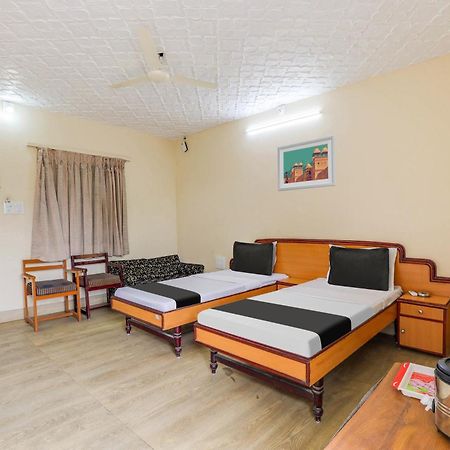 Hotel O Ellis Amhedabad Dış mekan fotoğraf