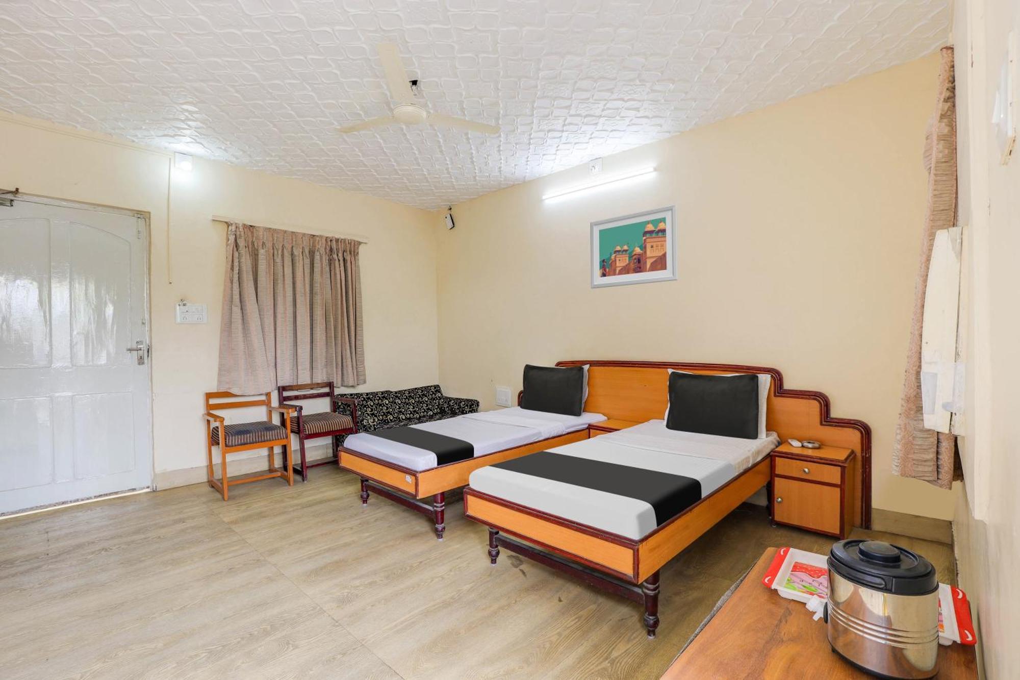 Hotel O Ellis Amhedabad Dış mekan fotoğraf