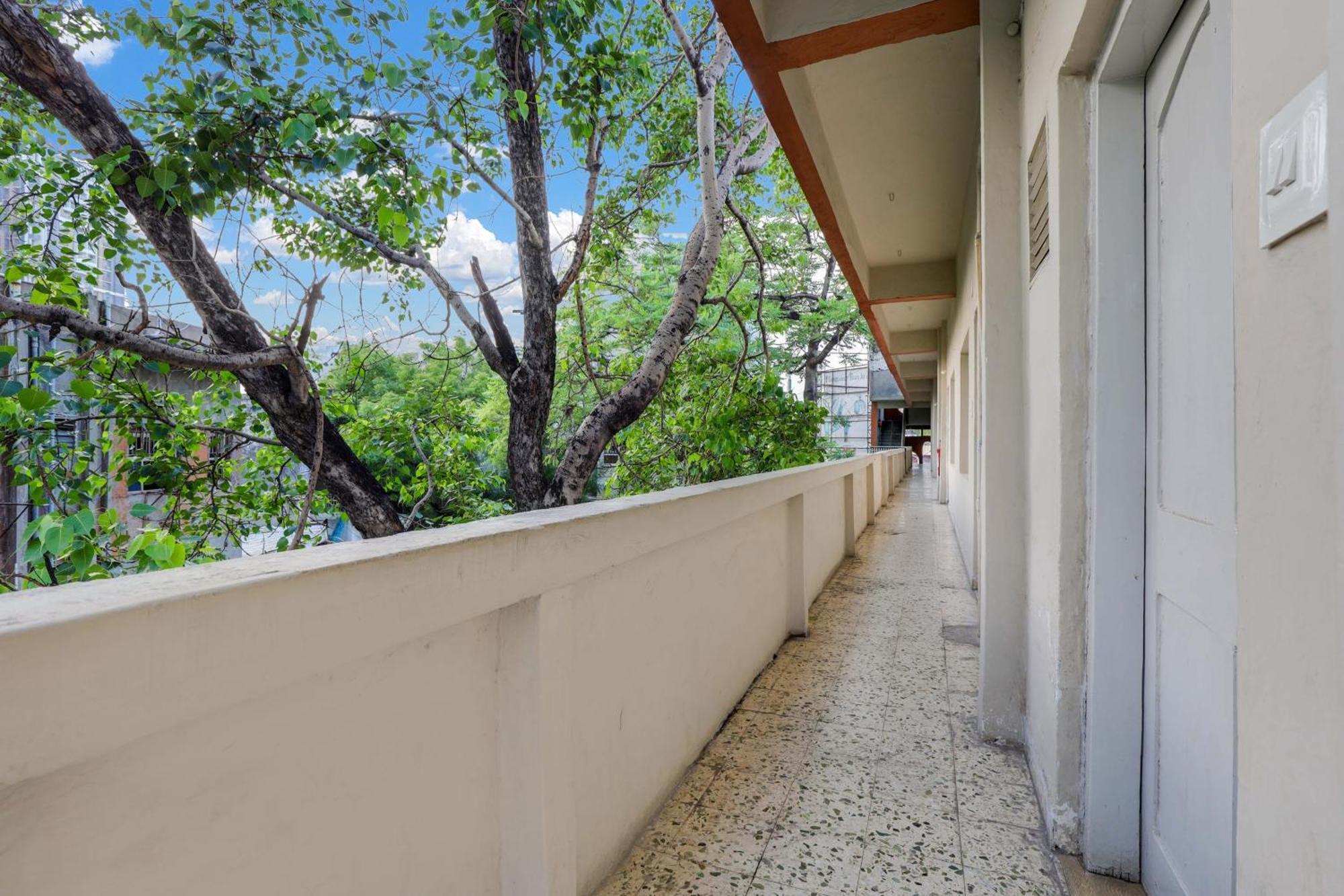 Hotel O Ellis Amhedabad Dış mekan fotoğraf