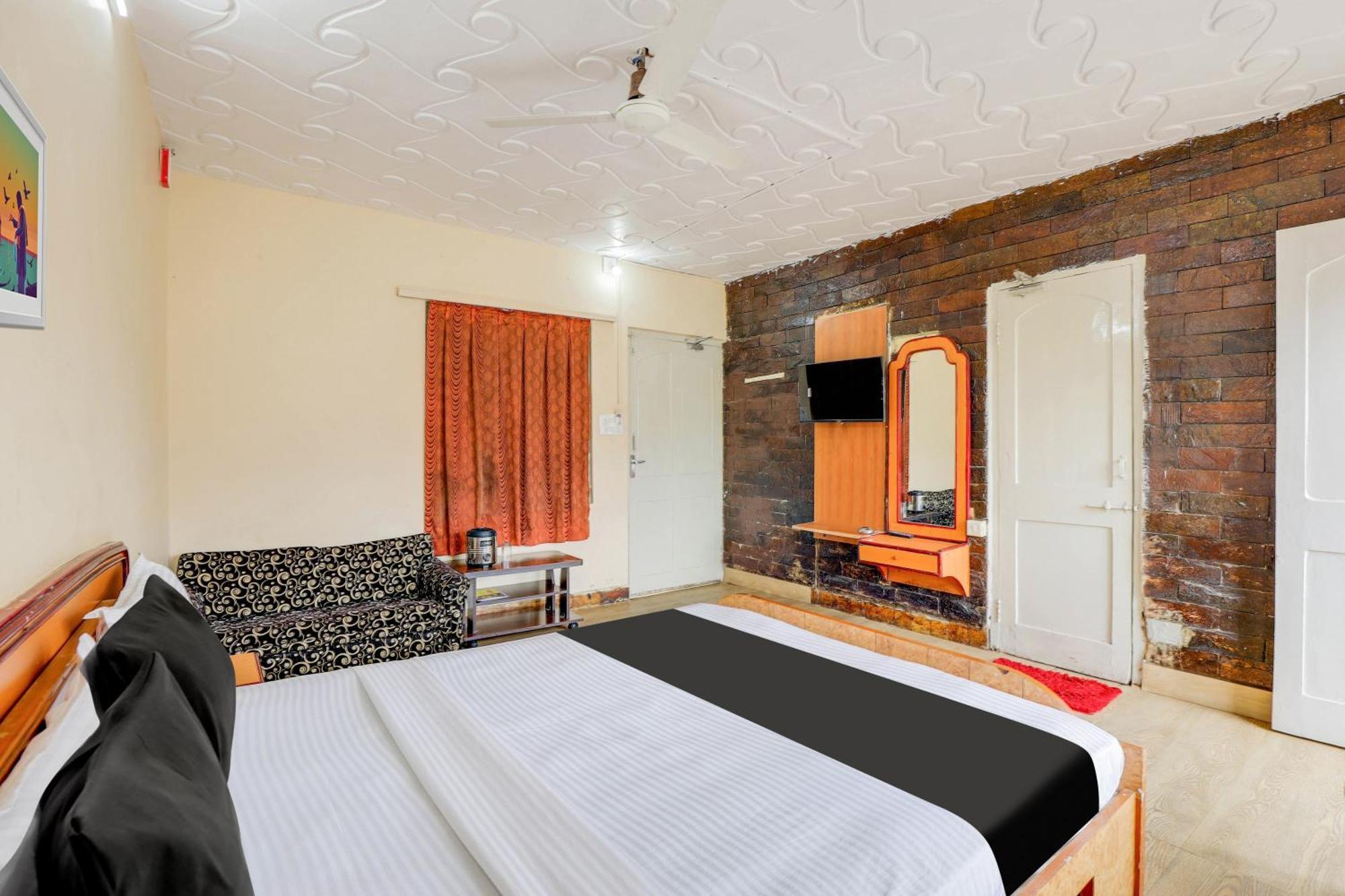 Hotel O Ellis Amhedabad Dış mekan fotoğraf