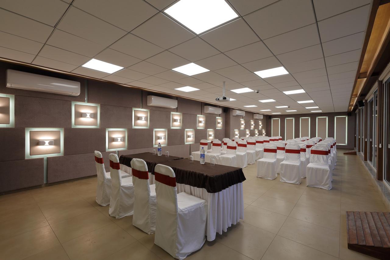 Hotel O Ellis Amhedabad Dış mekan fotoğraf