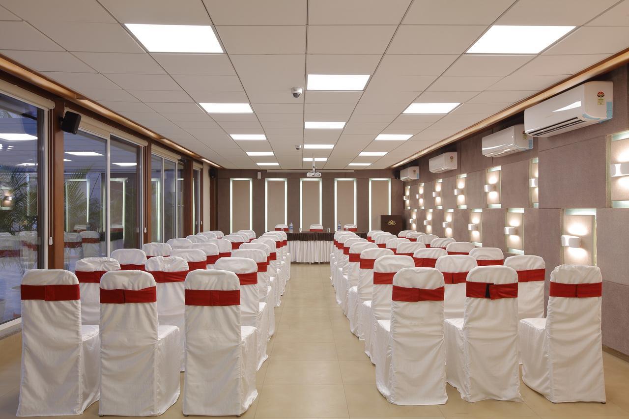 Hotel O Ellis Amhedabad Dış mekan fotoğraf