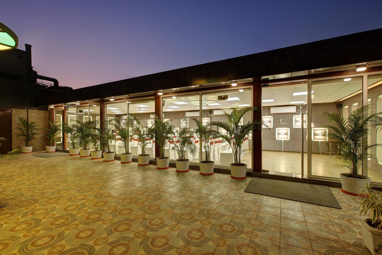 Hotel O Ellis Amhedabad Dış mekan fotoğraf