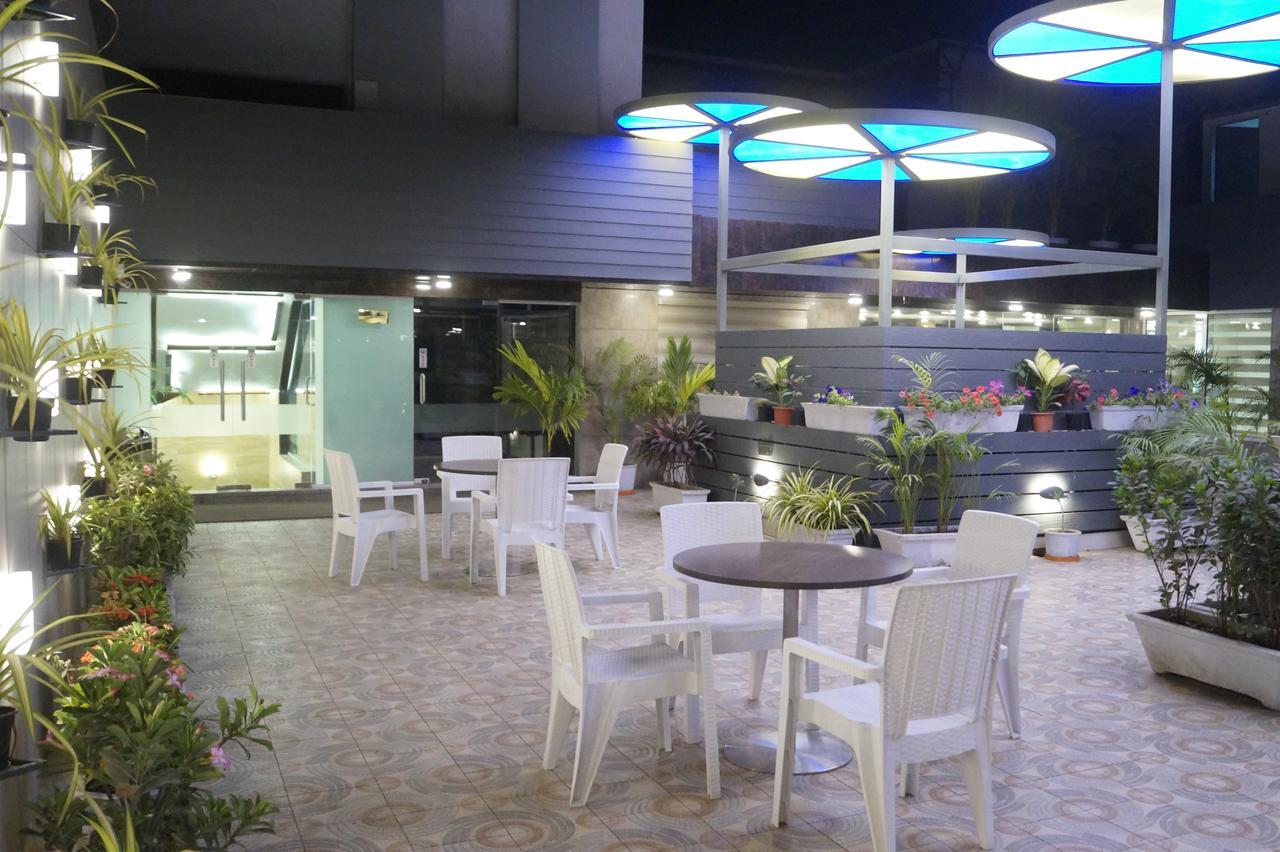 Hotel O Ellis Amhedabad Dış mekan fotoğraf